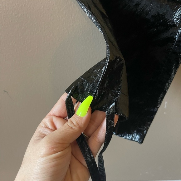 NWT Good American Paper Cargo Pants - Picture 9 of 9